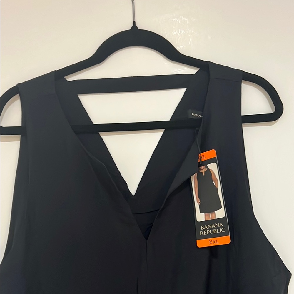 Banana Republic Black V-Neck Dress XXL